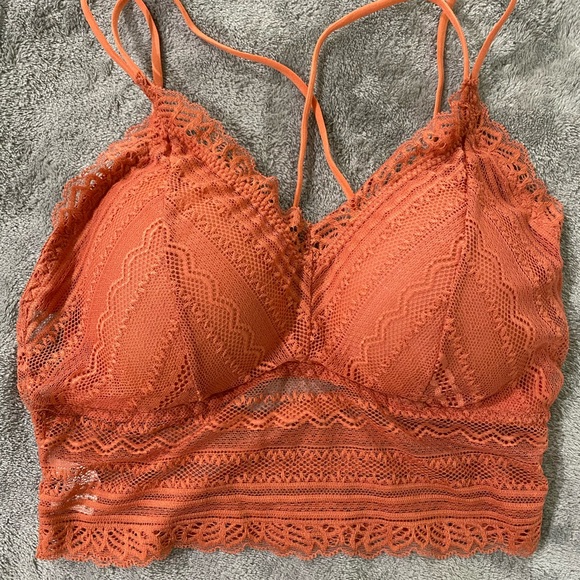 6 pieces Bralette and bandeau bundle - Picture 4 of 9